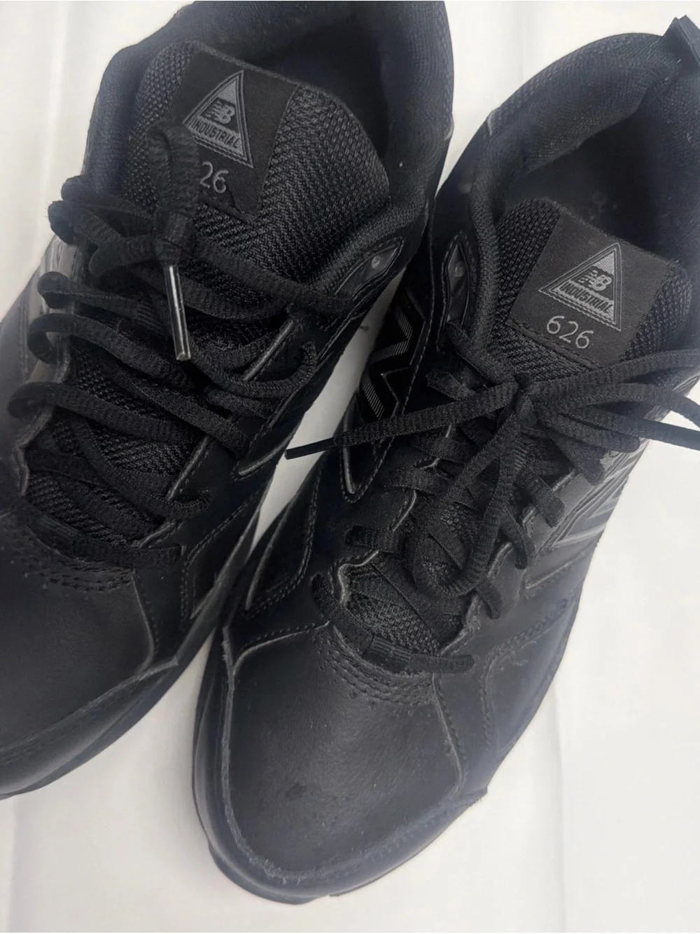 Balance 626k2 Sneakers Womens Size 10 Black Leather Slip Resistant